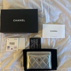 Authentic CHANEL Metallic Silver Quilted Card Holder FULL SET